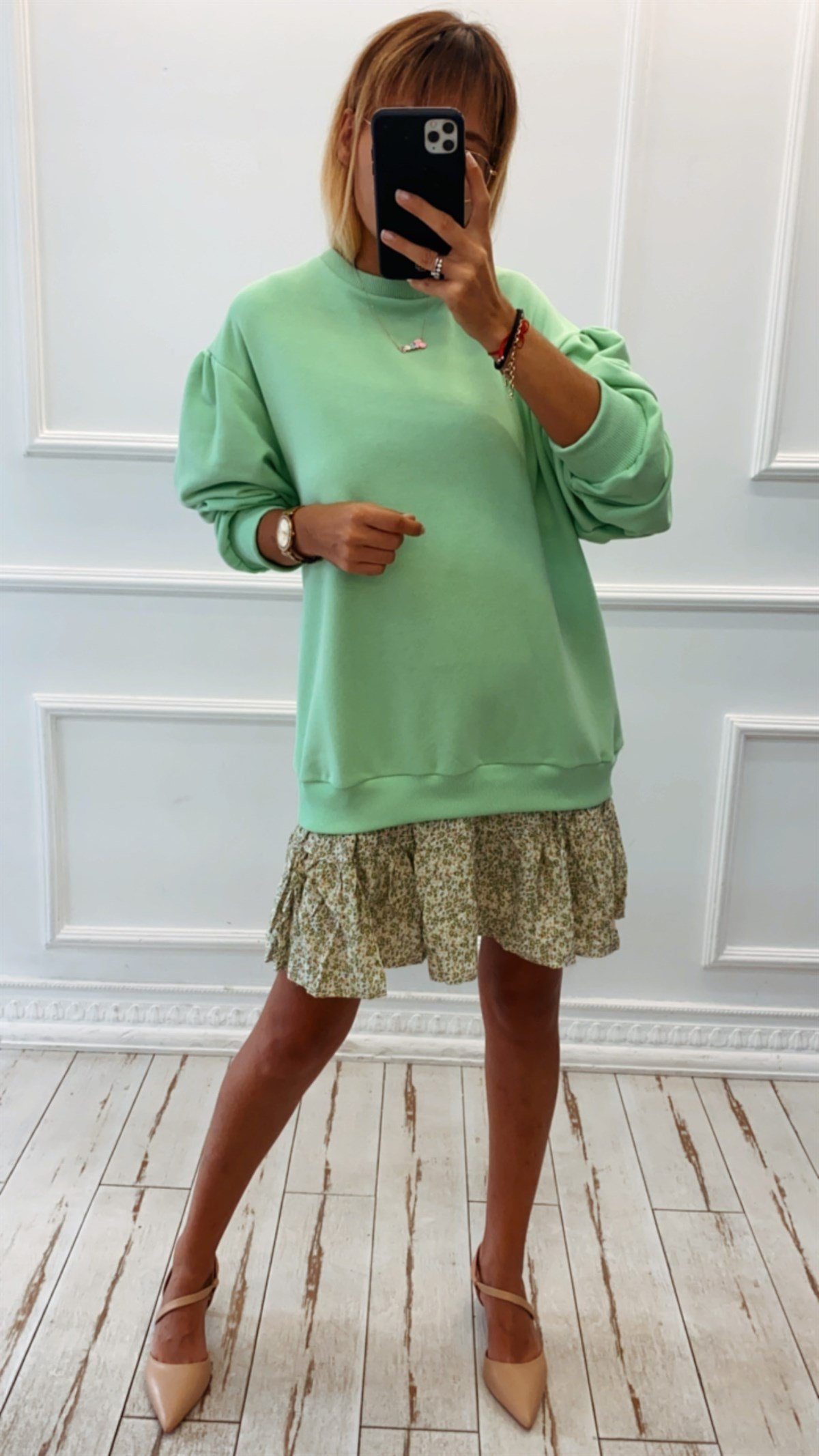 Elbise Detaylı Sweatshirt