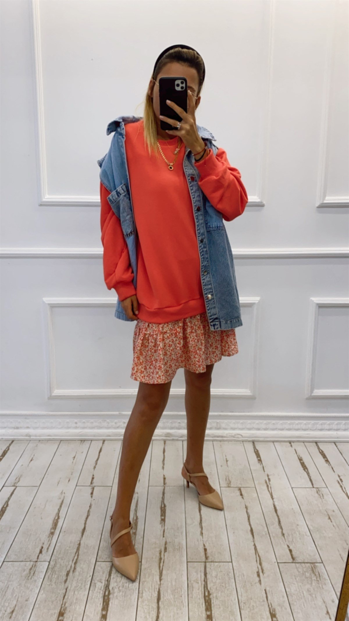 Elbise Detaylı Sweatshirt