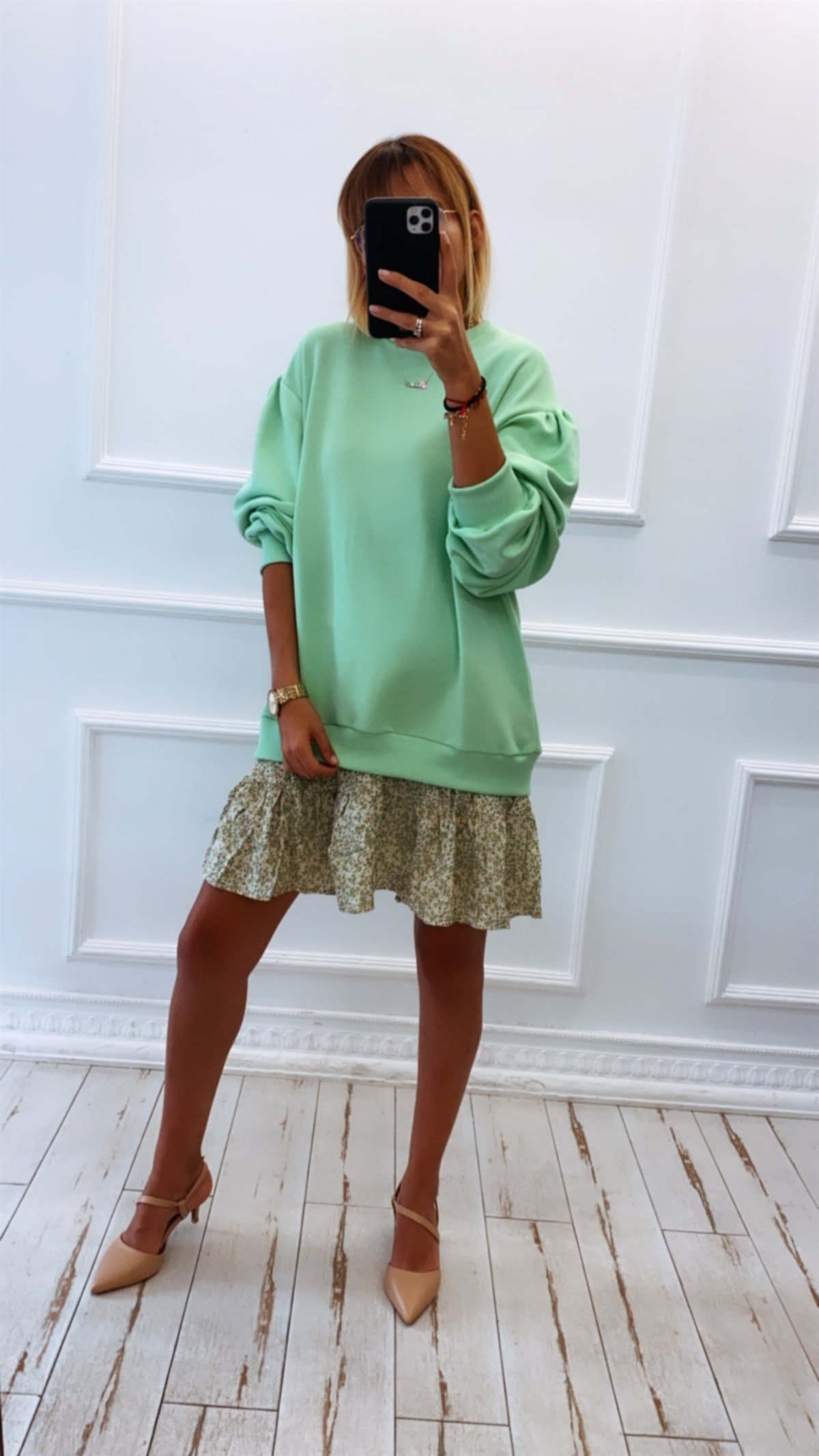 Elbise Detaylı Sweatshirt