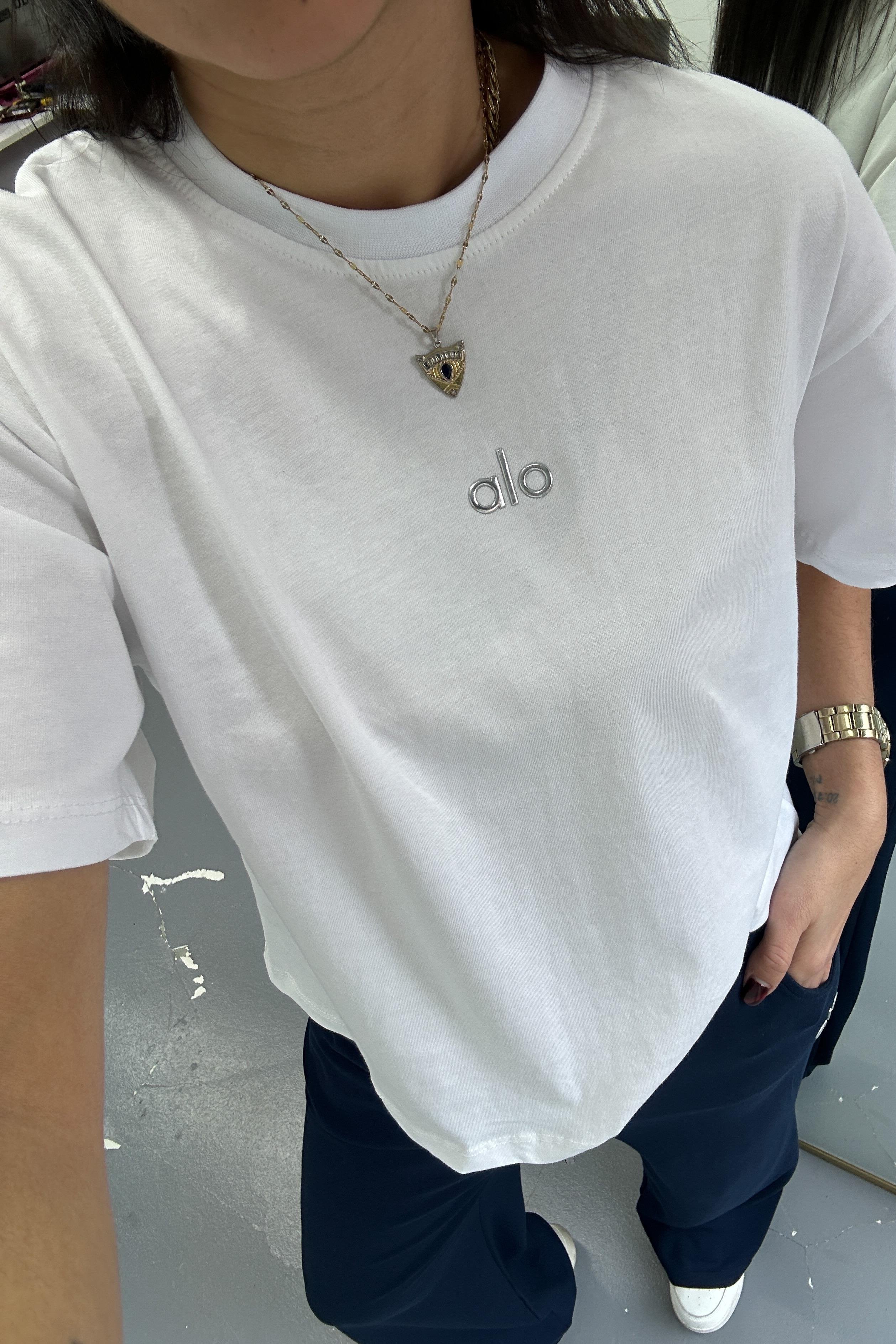 Enjeksiyon Baskılı Beyaz Crop TshirtTSHİRT