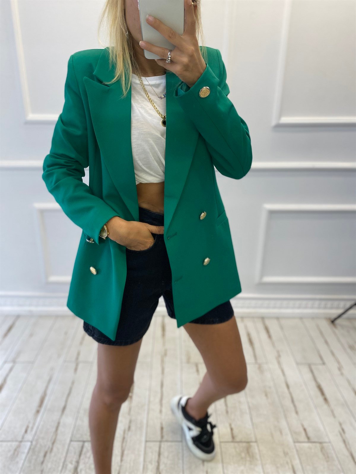 Gold Düğmeli Yeşil Blazer Ceket