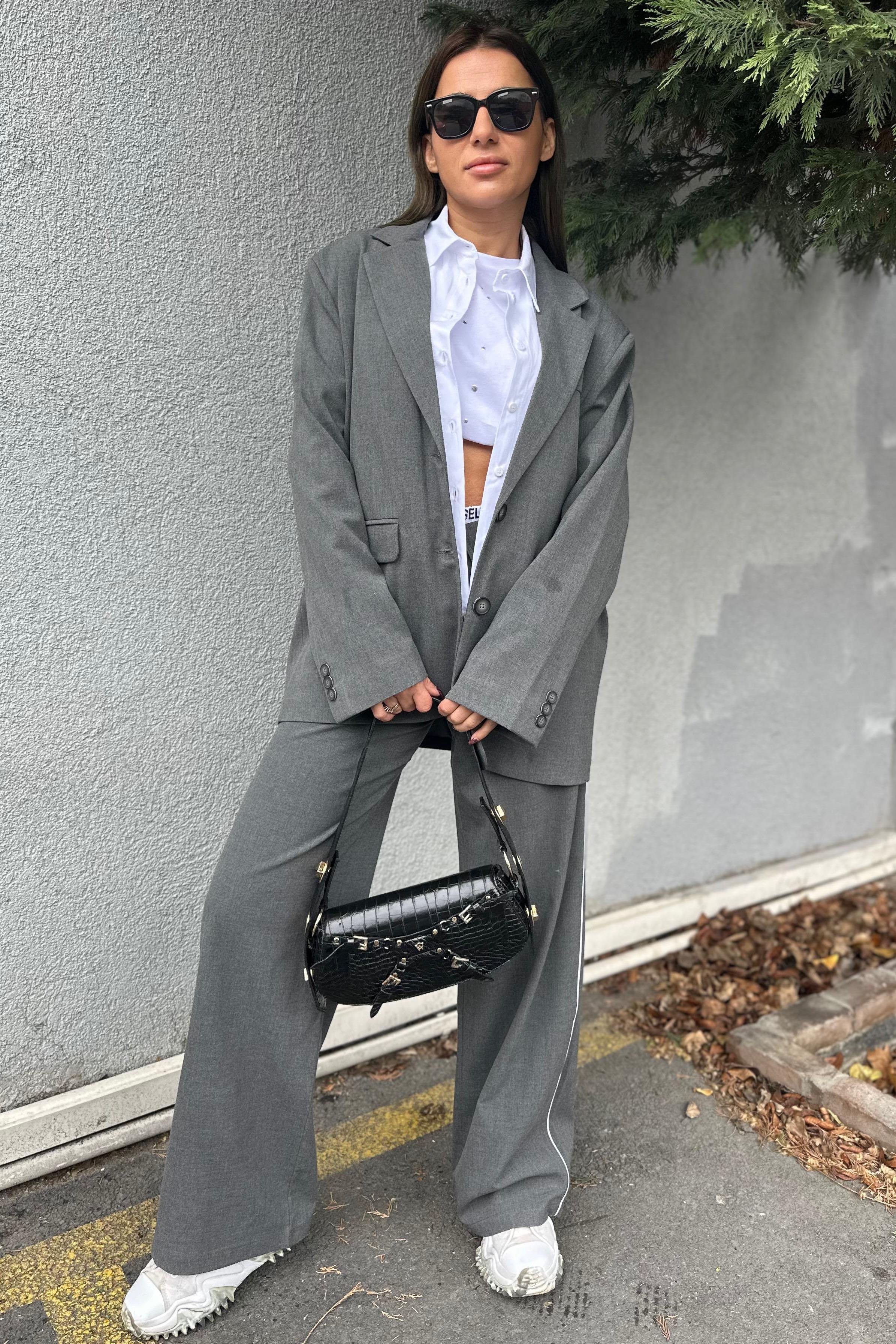 Gömlek Detay Sırt Baskılı Blazer CeketYENİ GELENLER