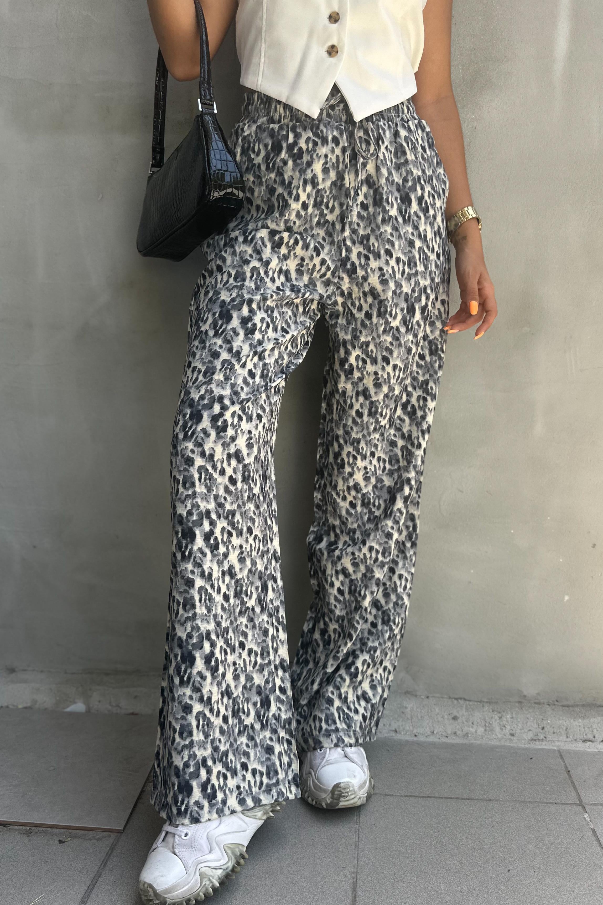 Gri Leopar Beli Lastikli PantolonPANTOLON