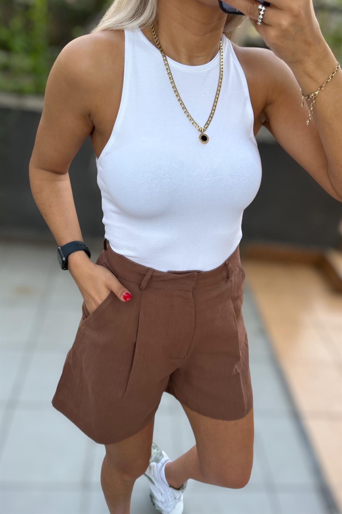 Halter Yaka Beyaz TshirtTSHİRT