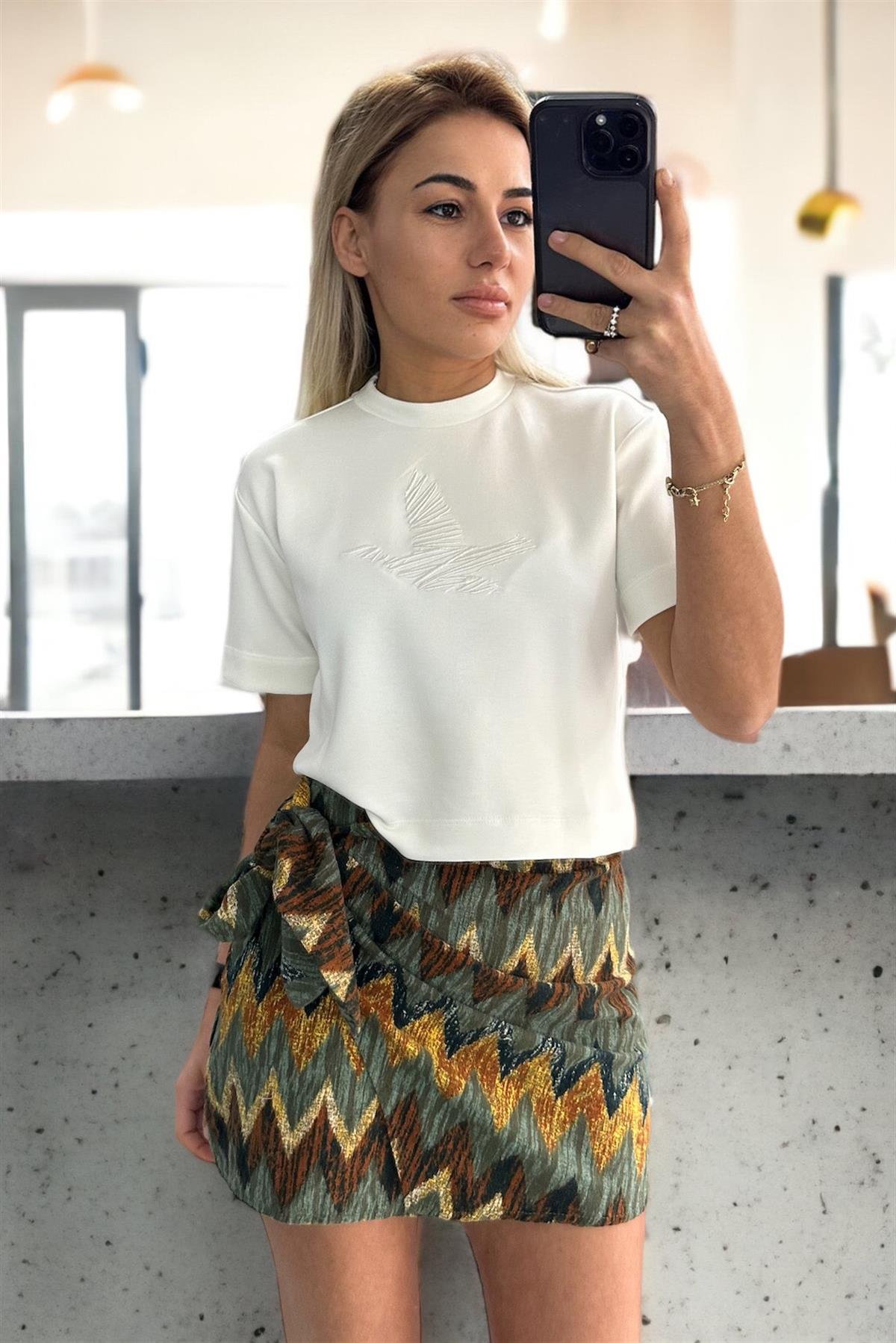 Kabartma Nakışlı Orijinal Marka TshirtTSHİRT