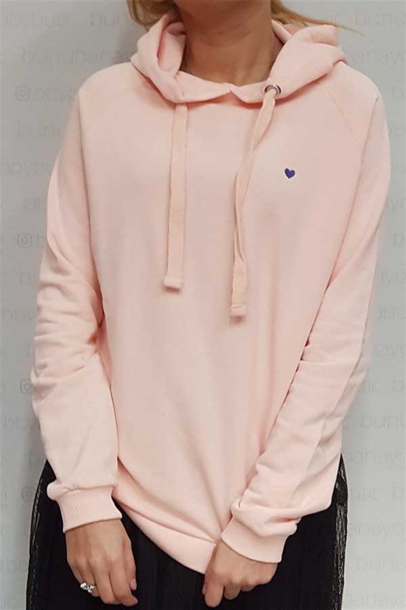 Kalp Nakışlı Sweatshirt