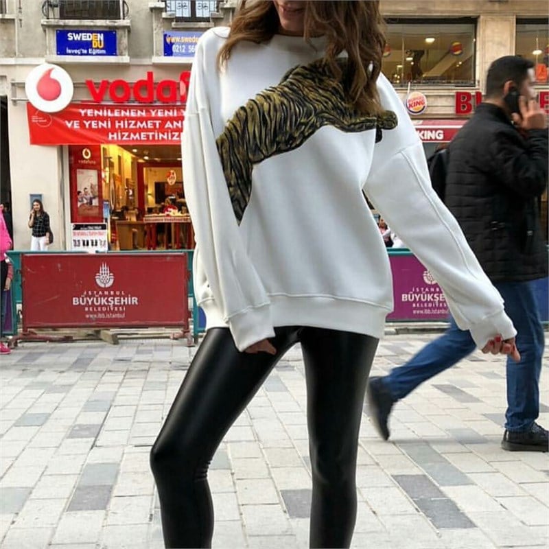 Kaplan Baskılı Şardonlu Sweat