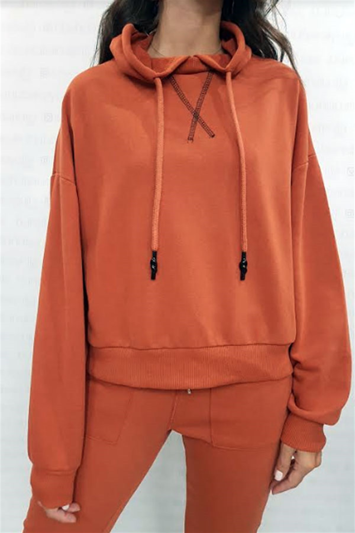 Kapşonlu Klasik Düz Renk Sweatshirt