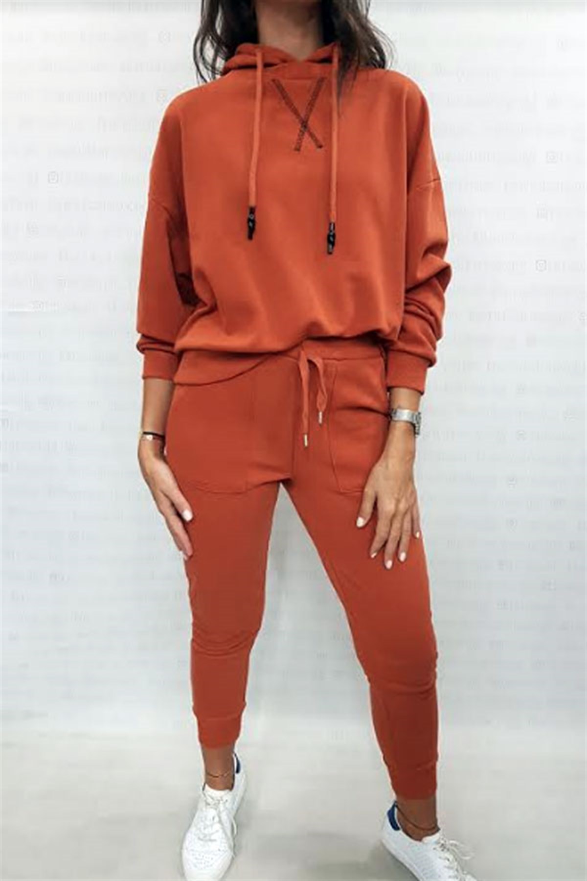 Kapşonlu Klasik Düz Renk Sweatshirt