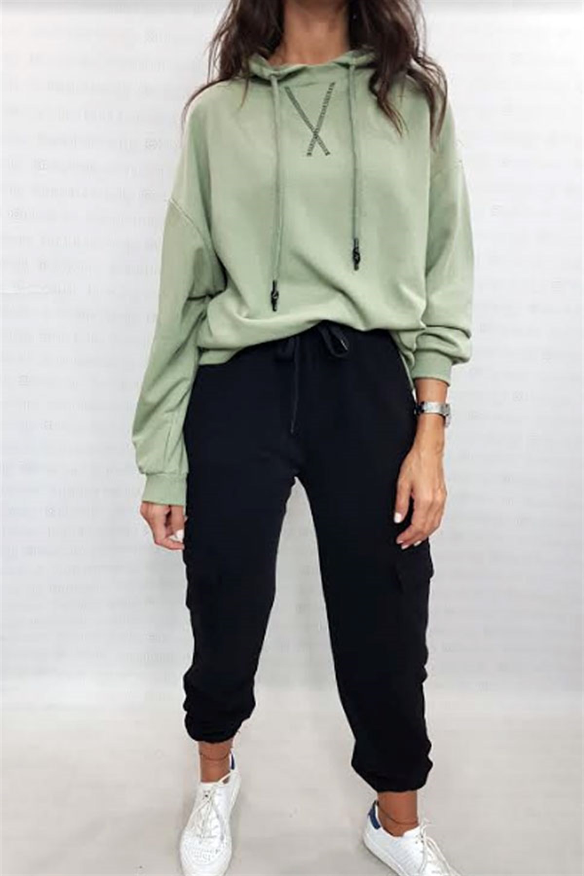 Kapşonlu Klasik Düz Renk Sweatshirt