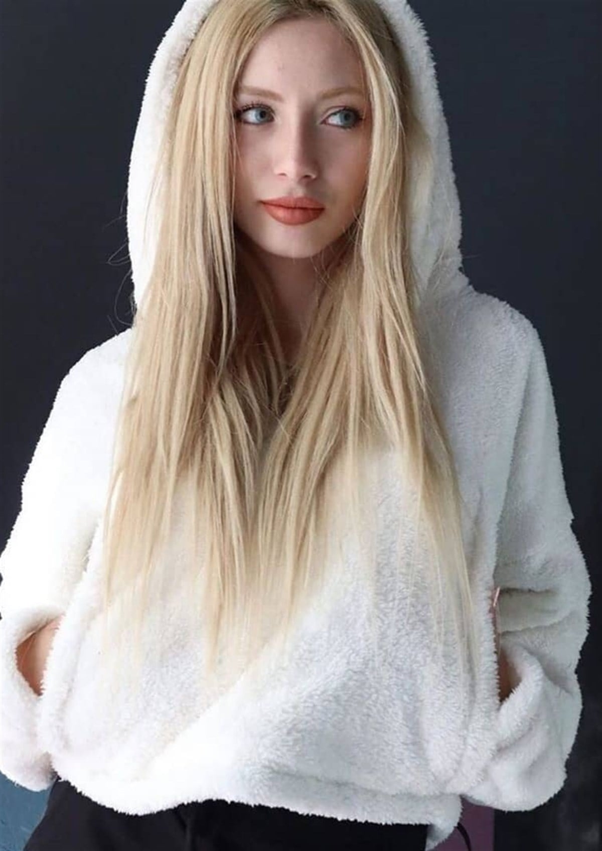 Kapşonlu Peluş Sweat