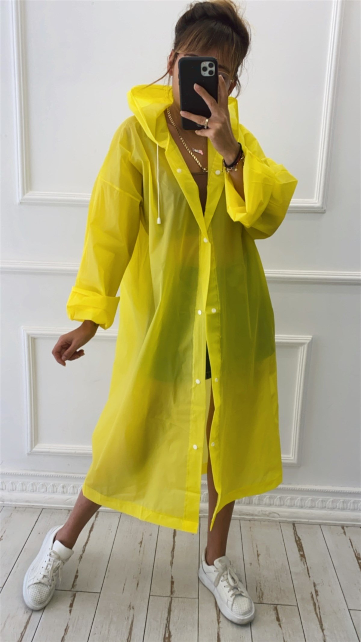 Kapüşonlu Midi Yağmurluk