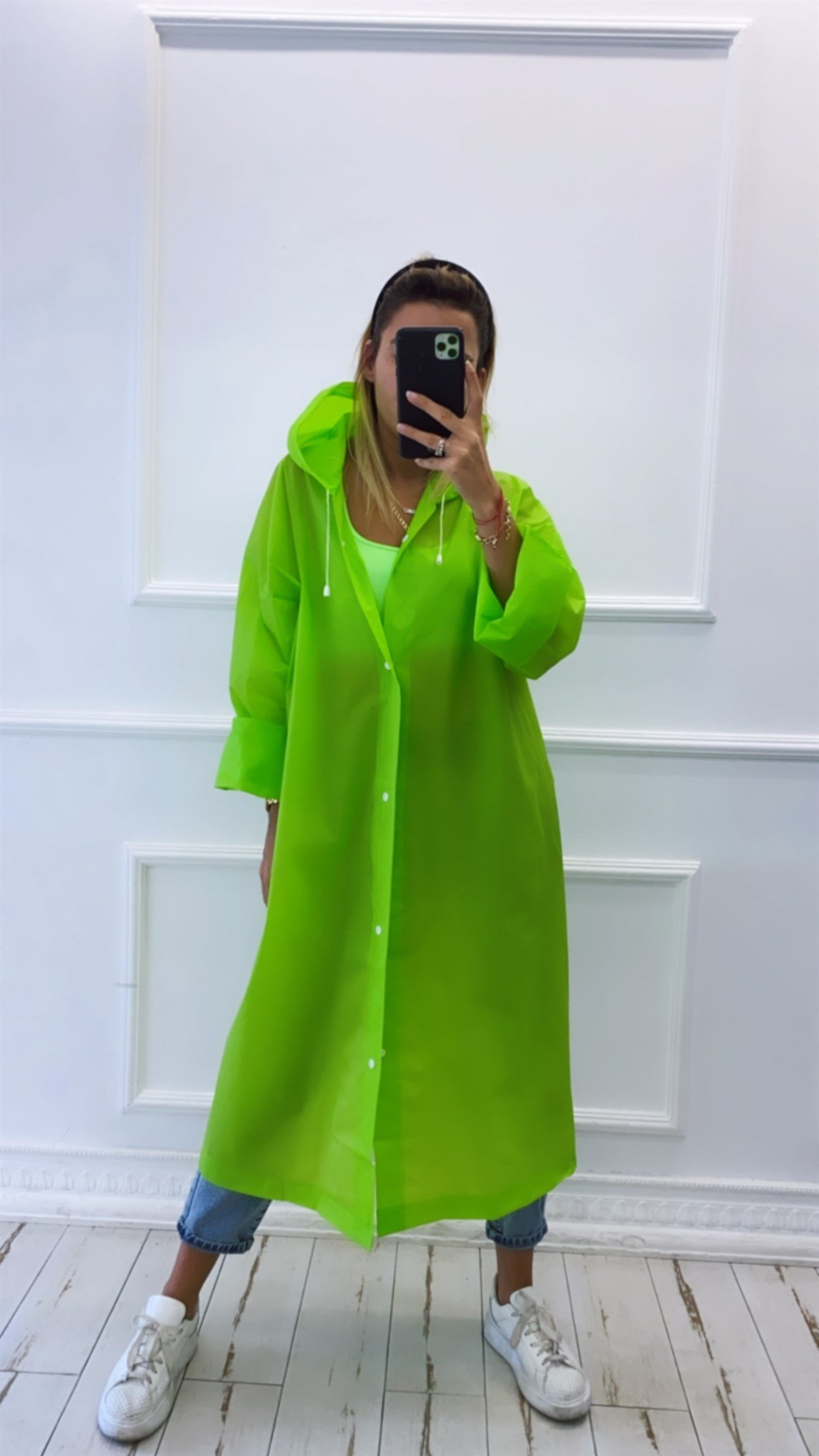 Kapüşonlu Midi Yağmurluk