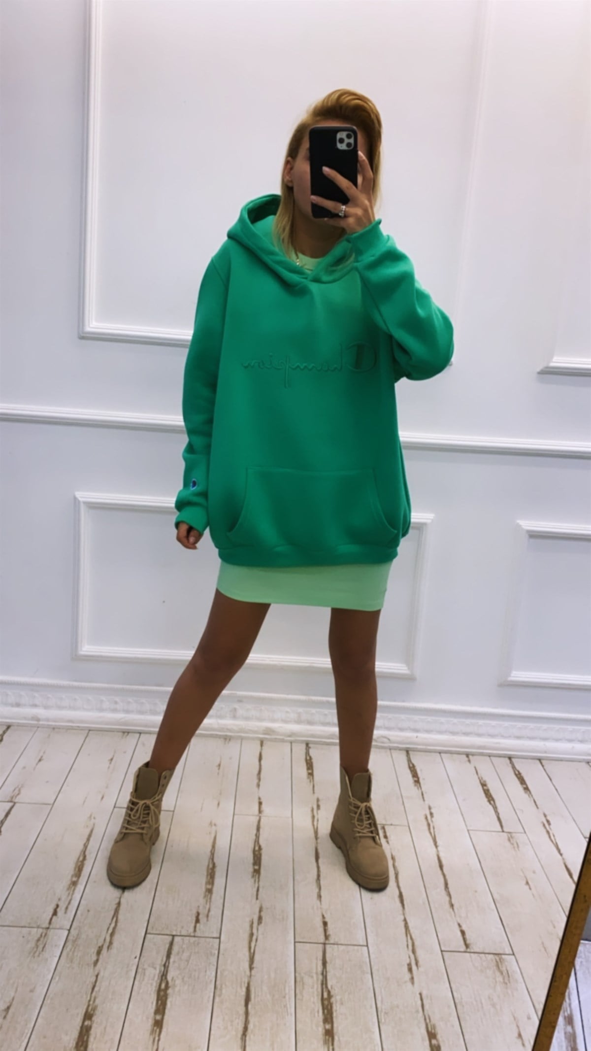 Kapüşonlu Yeşil Logolu SweatSWEATSHİRT