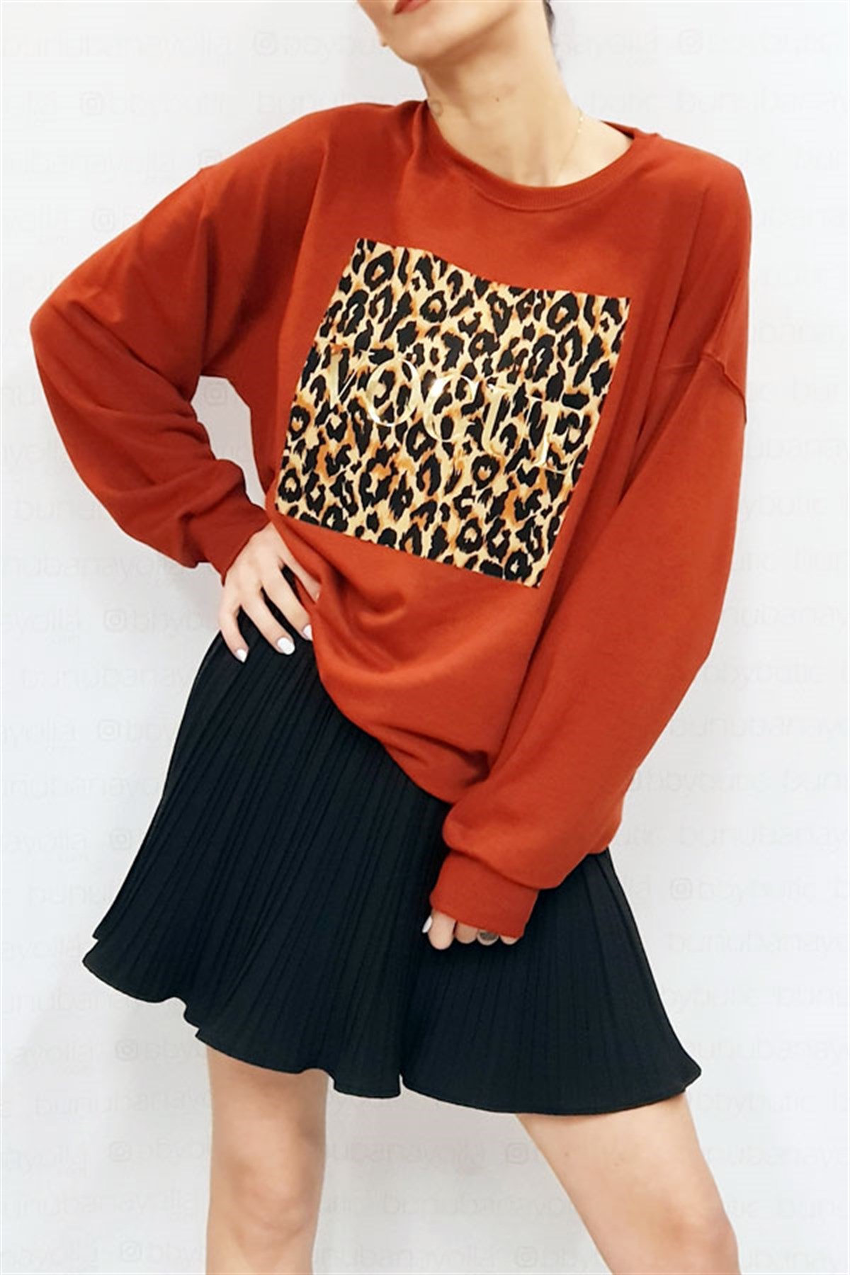 Kare Leopar Desen Vogue Kiremit Sweatshirt