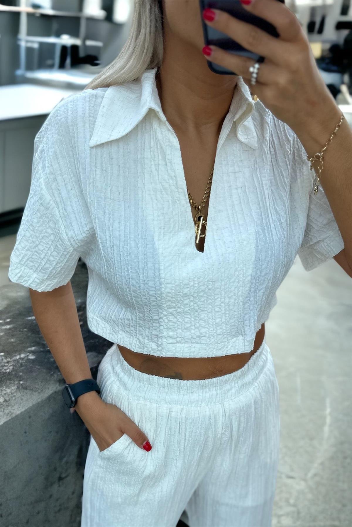 Keten Dokulu Yakalı Mini BluzBLUZ