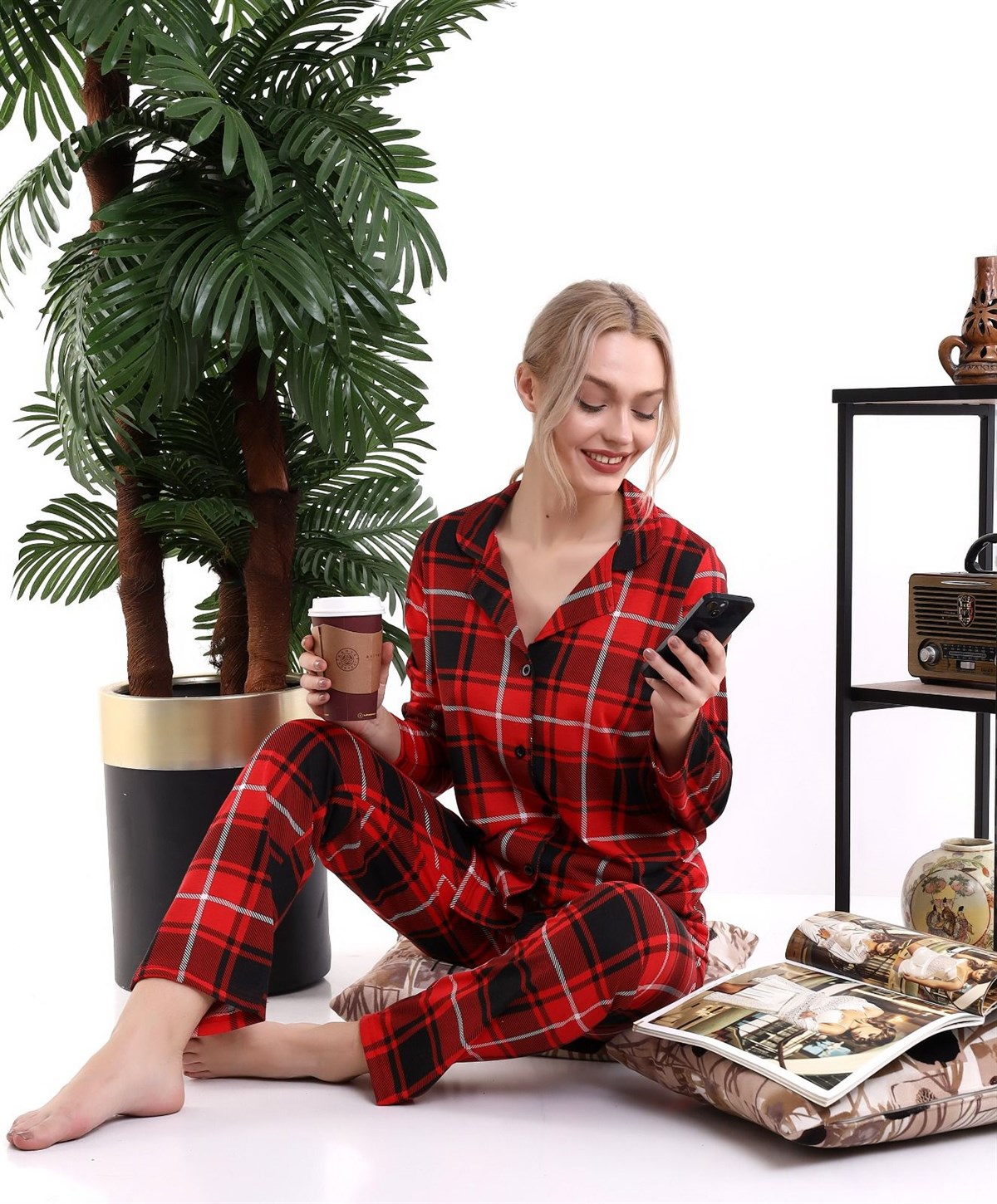 Kırmızı Kareli Düğmeli Pijama TakımTAKIMLAR