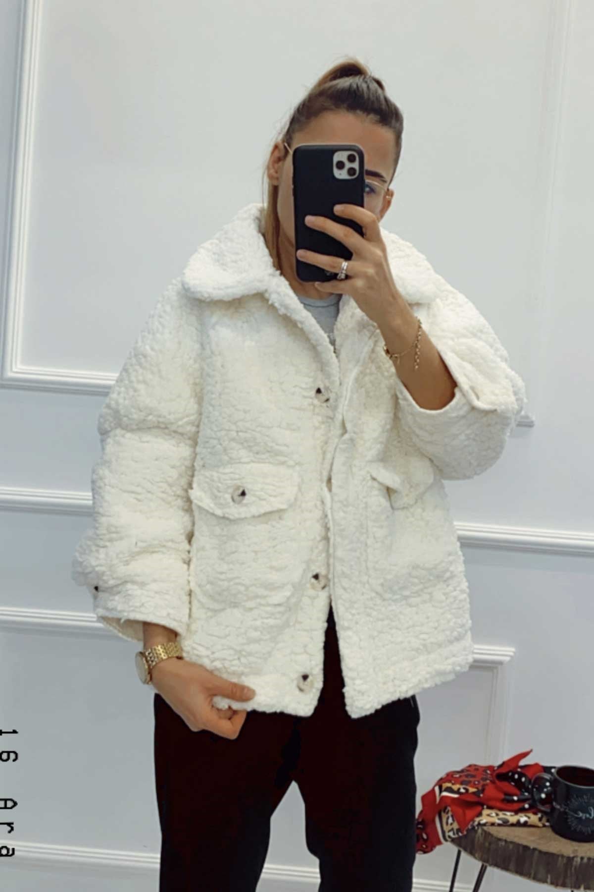 Kısa Peluş Mont