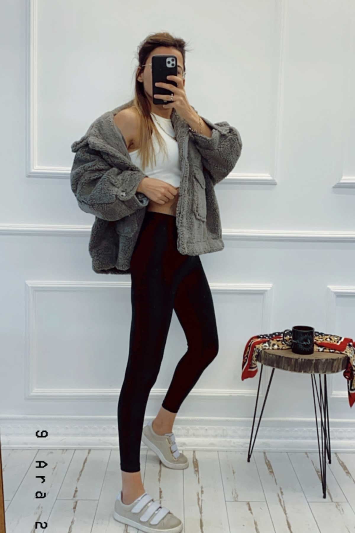 Kısa Peluş Mont