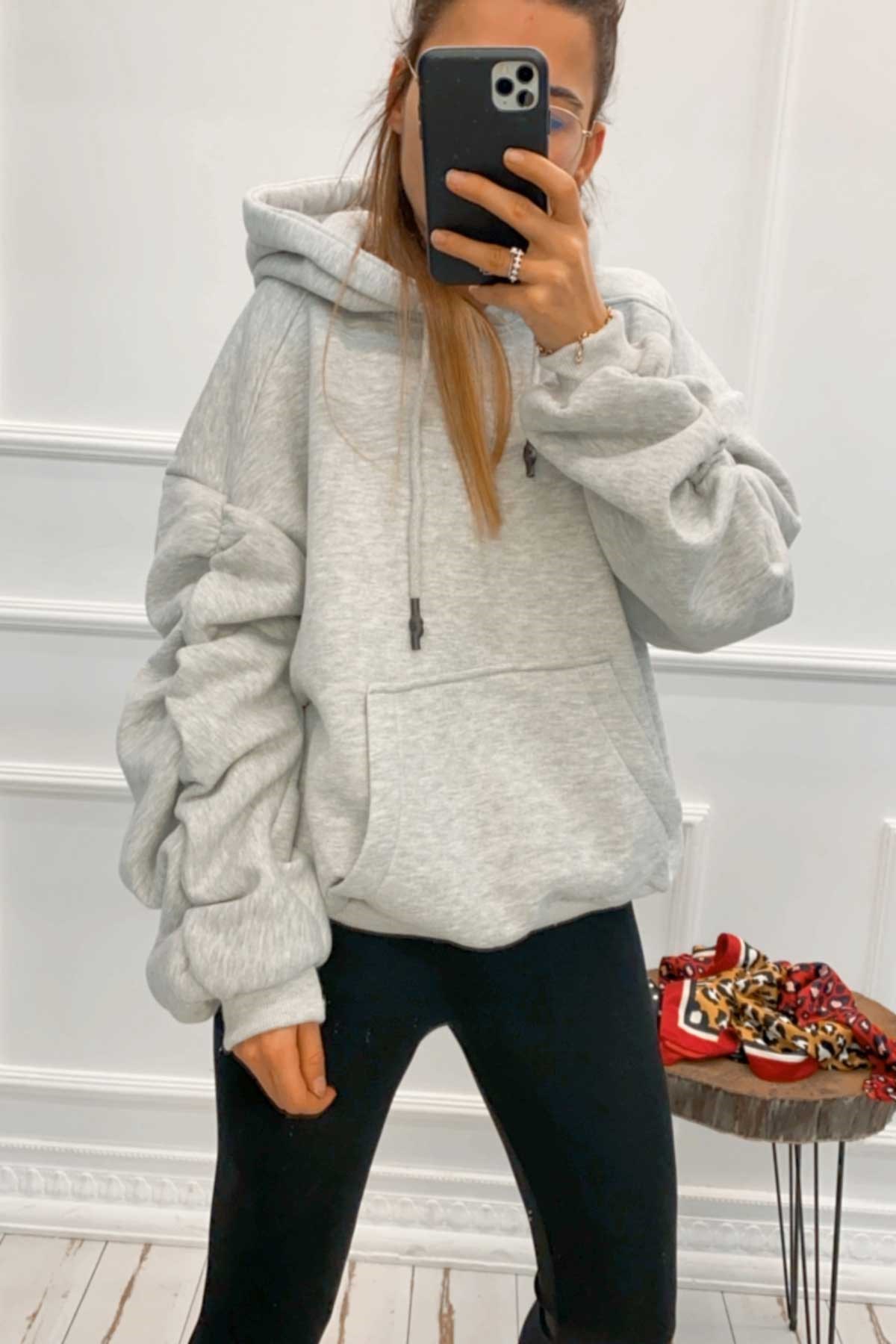 Kolları Büzgülü Oversize Sweatshirt