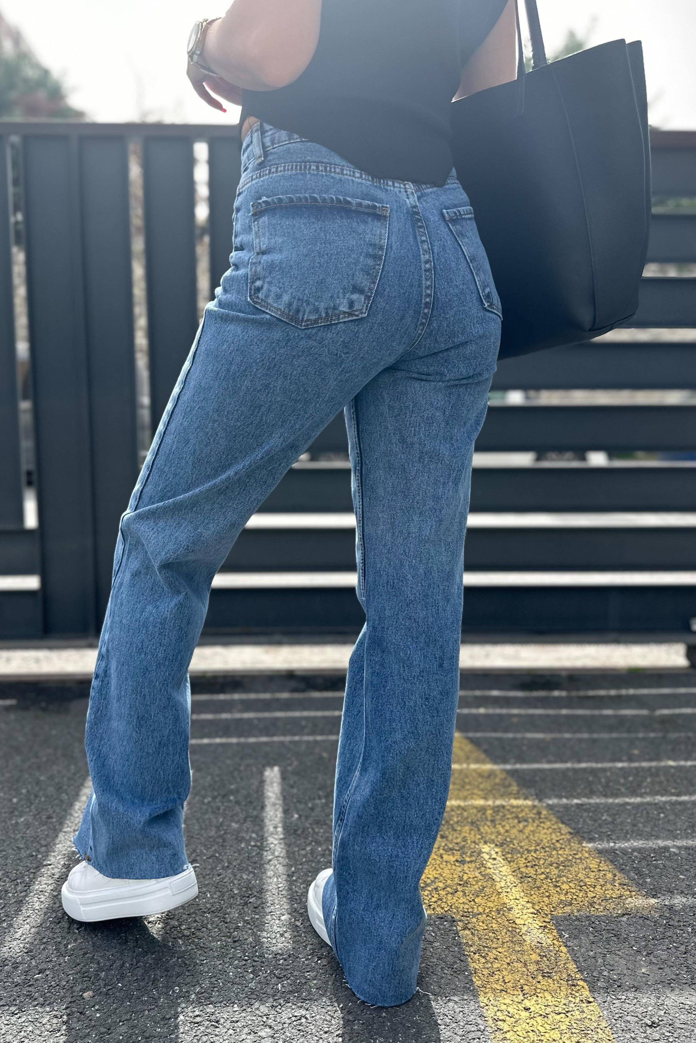 Koyu Mavi Straight Paçası Kesik JeanJEAN