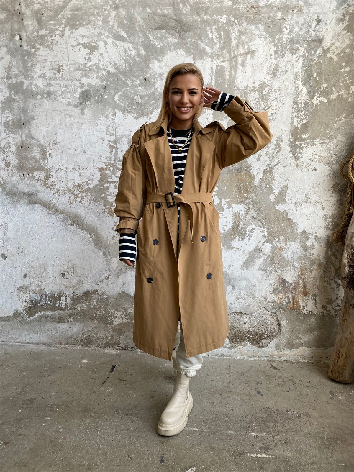 Kruvaze Kapamalı Camel TrenckotMONT/CEKET