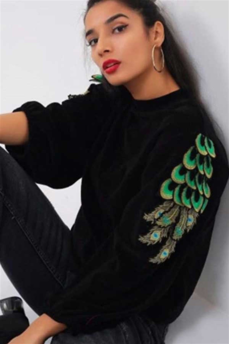 Kuş Tüyü Detaylı Sweatshirt