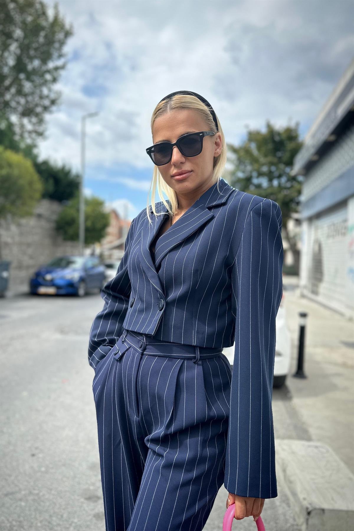 Lacivert Çizgili Mini Blazer CeketYENİ GELENLER