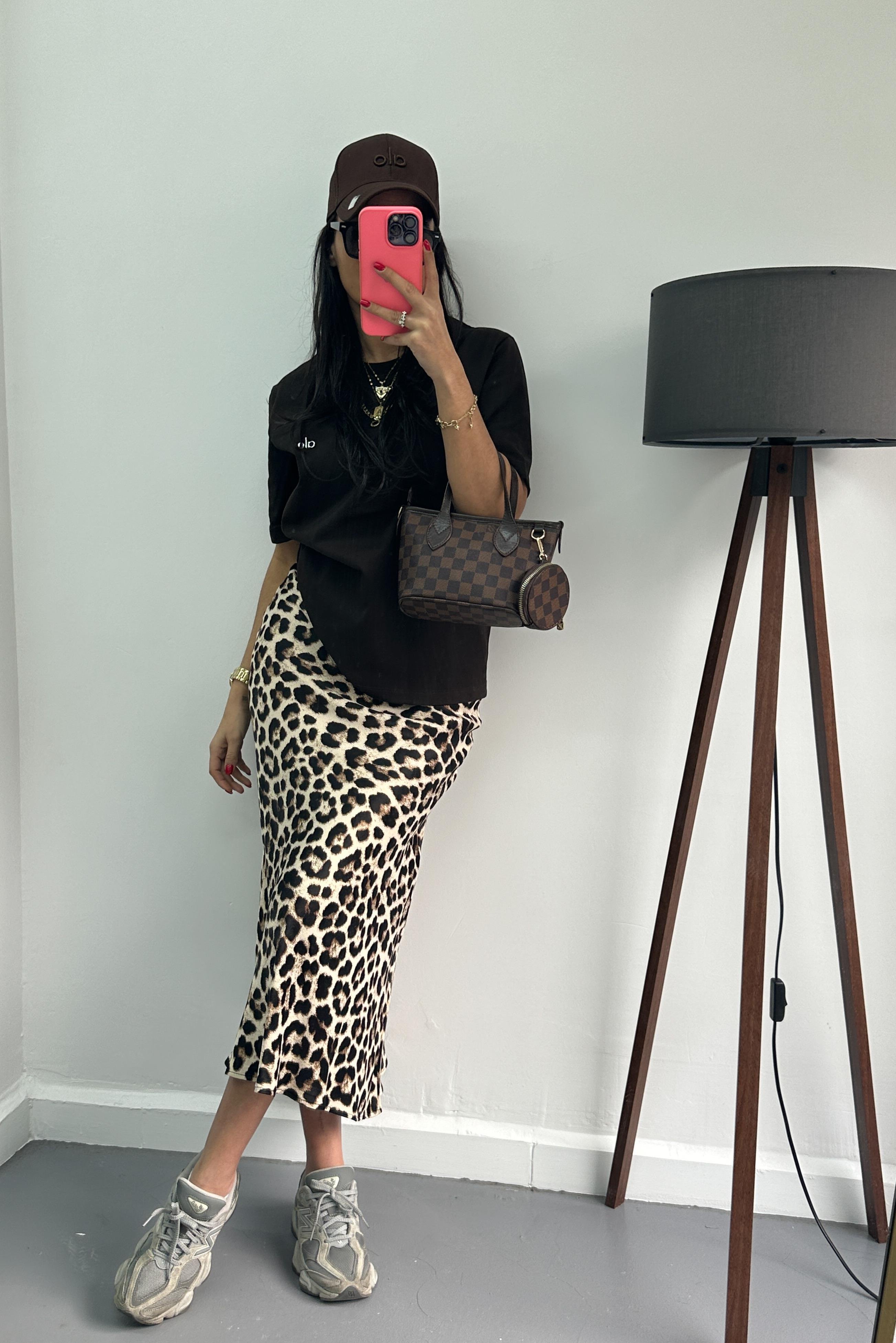 Leopar Desen Bej Saten EtekETEK