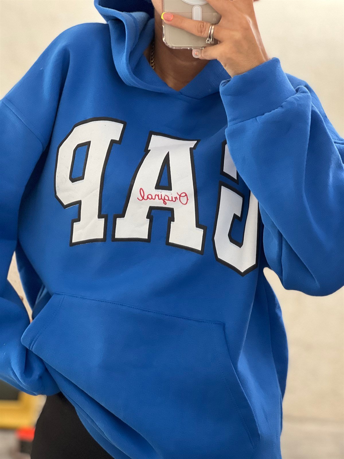 Logolu Lacivert SweatshirtSWEATSHİRT