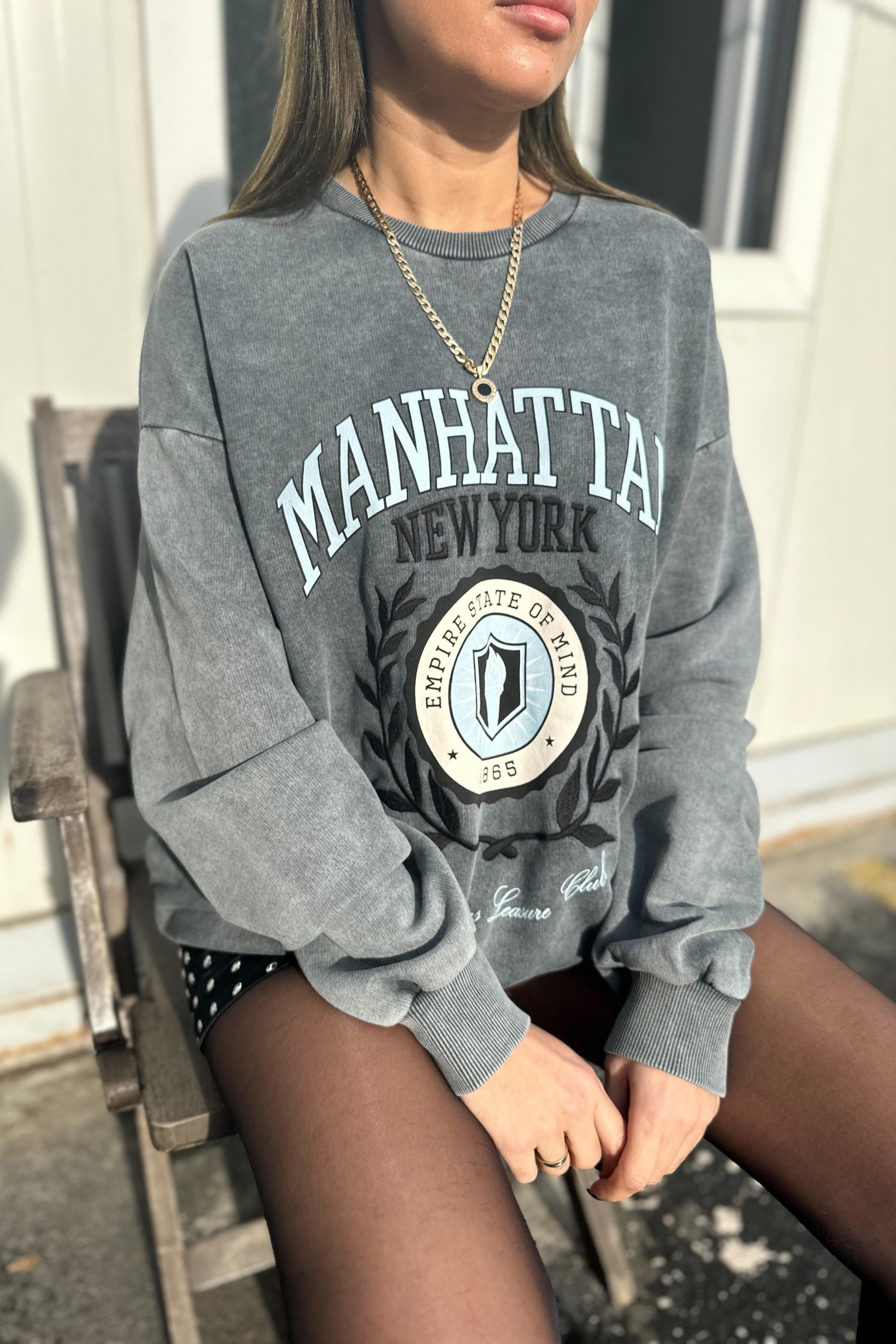 Manhattan Yıkamalı Oversize SweatshirtYENİ GELENLER