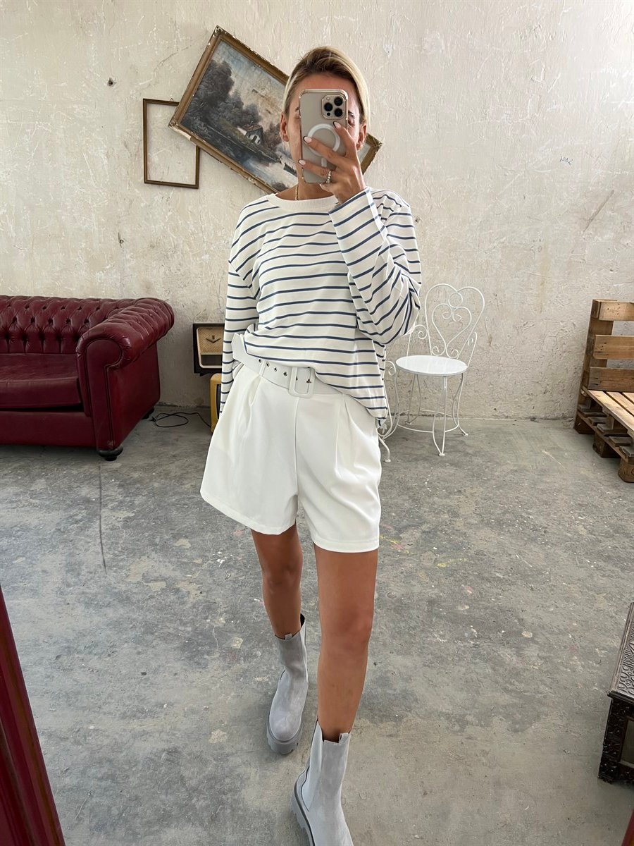 Mavi Çizgili Beyaz SweatshirtSWEATSHİRT