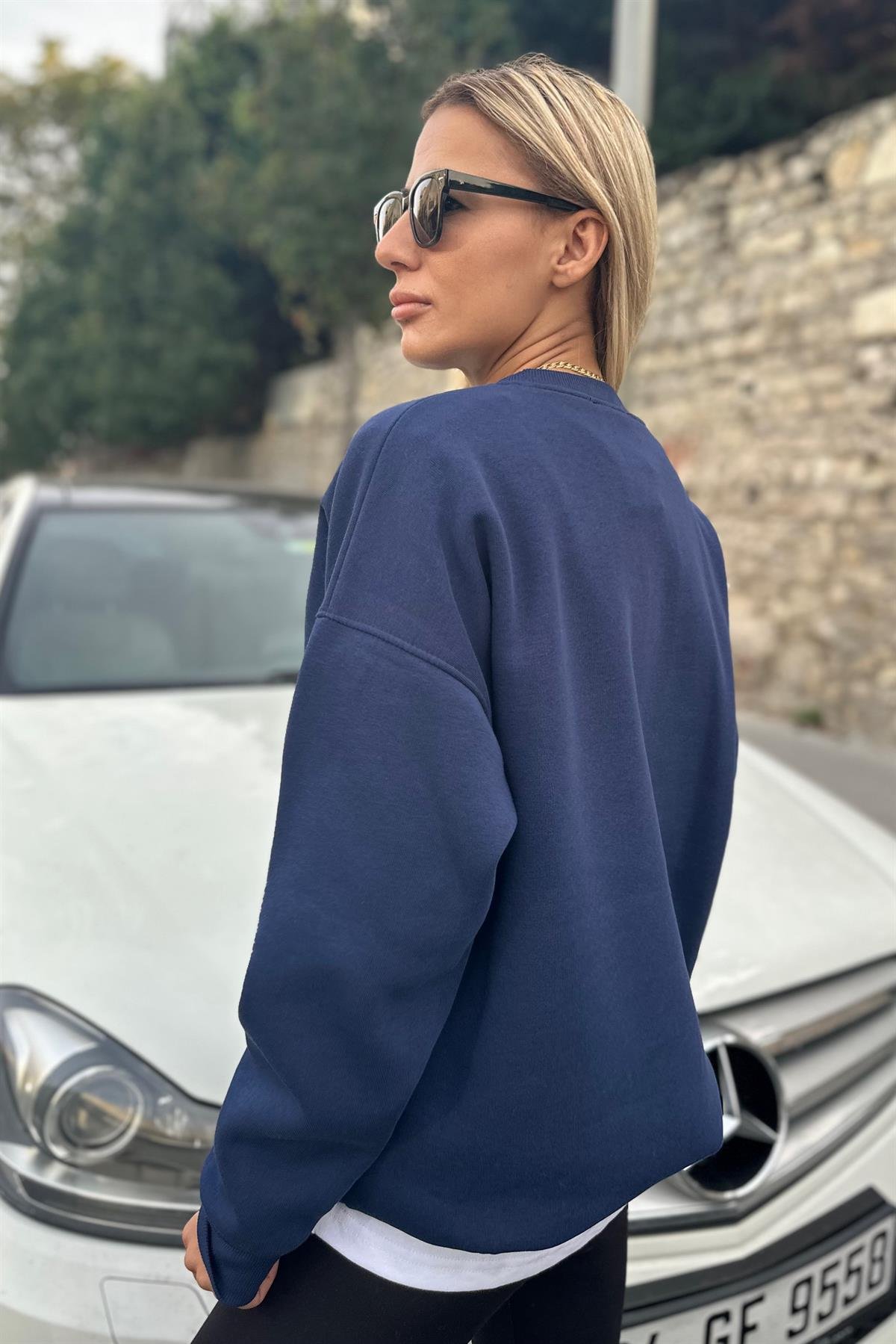 Minik Kalpli Lacivert SweatshirtSWEATSHİRT