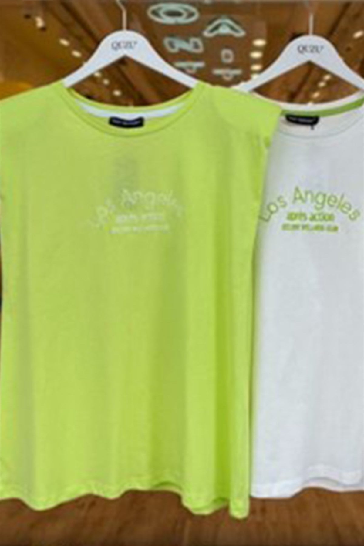 Nakış Yazılı Vatkalı Neon Yeşil TshirtTSHİRT