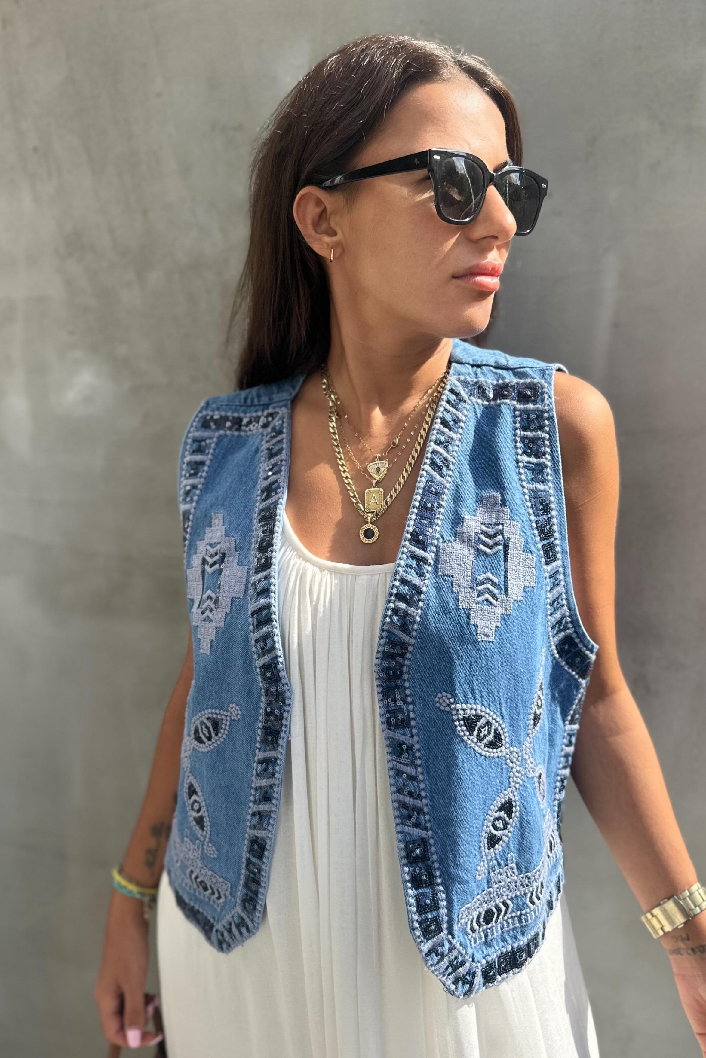 Nakışlı Denim YelekDIŞ GİYİM