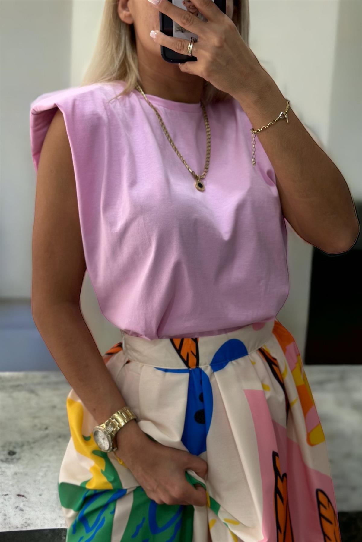 Omuzları Vatkalı Basic TshirtTSHİRT