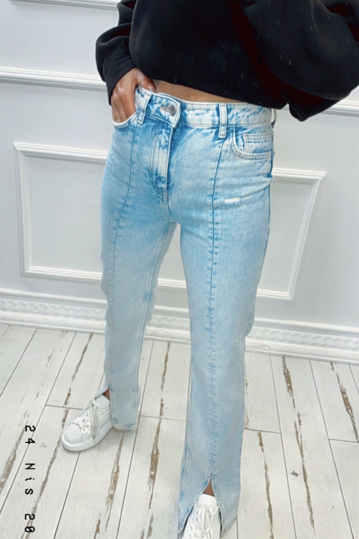 Orjinal Marka Yırtmaçlı Yıkamalı JeanJEAN