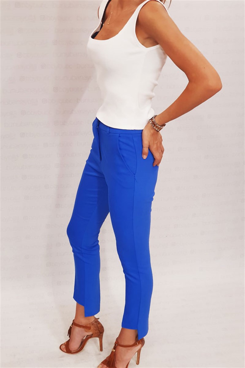 Paça Detaylı Sax Mavisi Havuç Pantalon