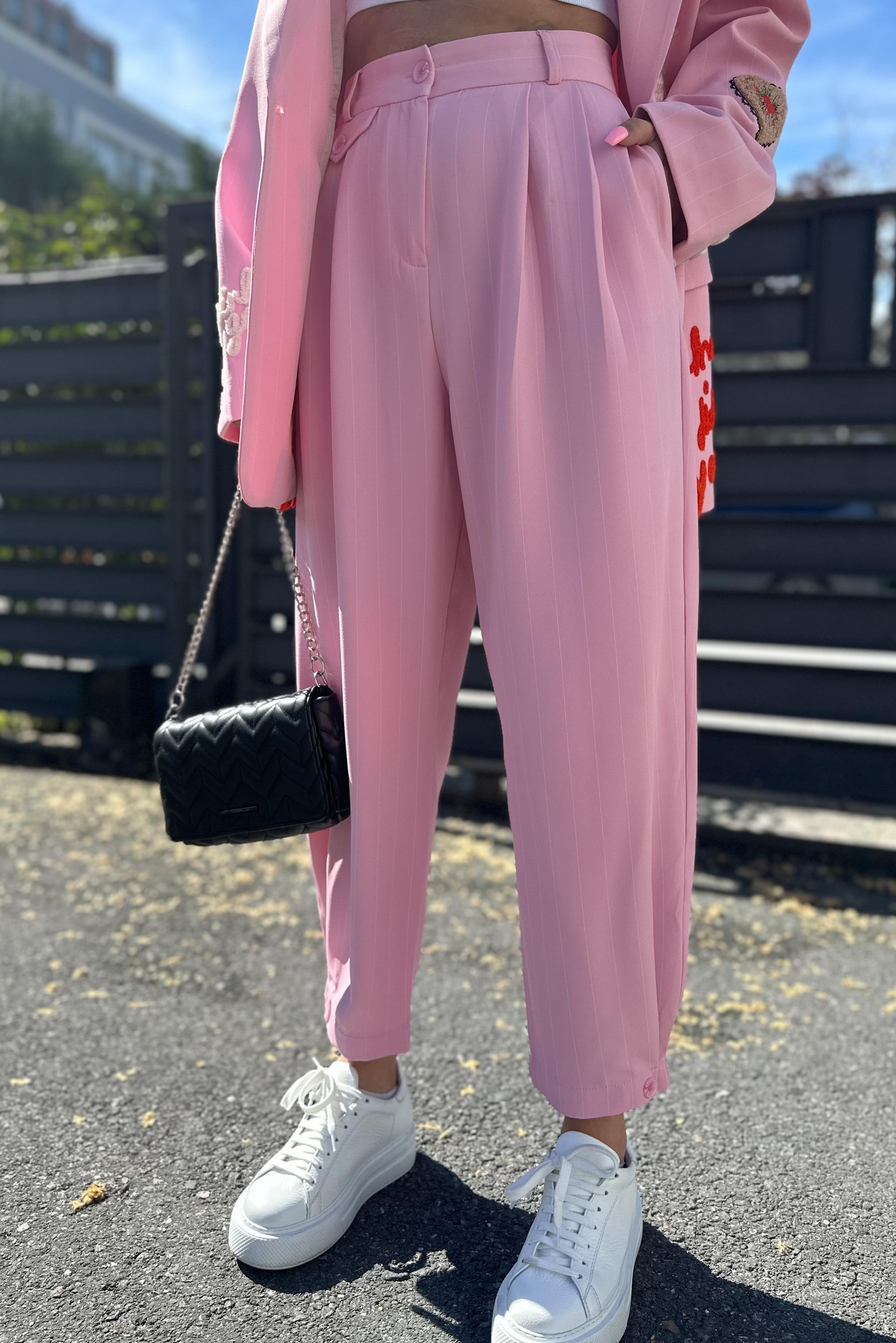 Paça Düğmeli Çizgili Pembe PantolonPANTOLON