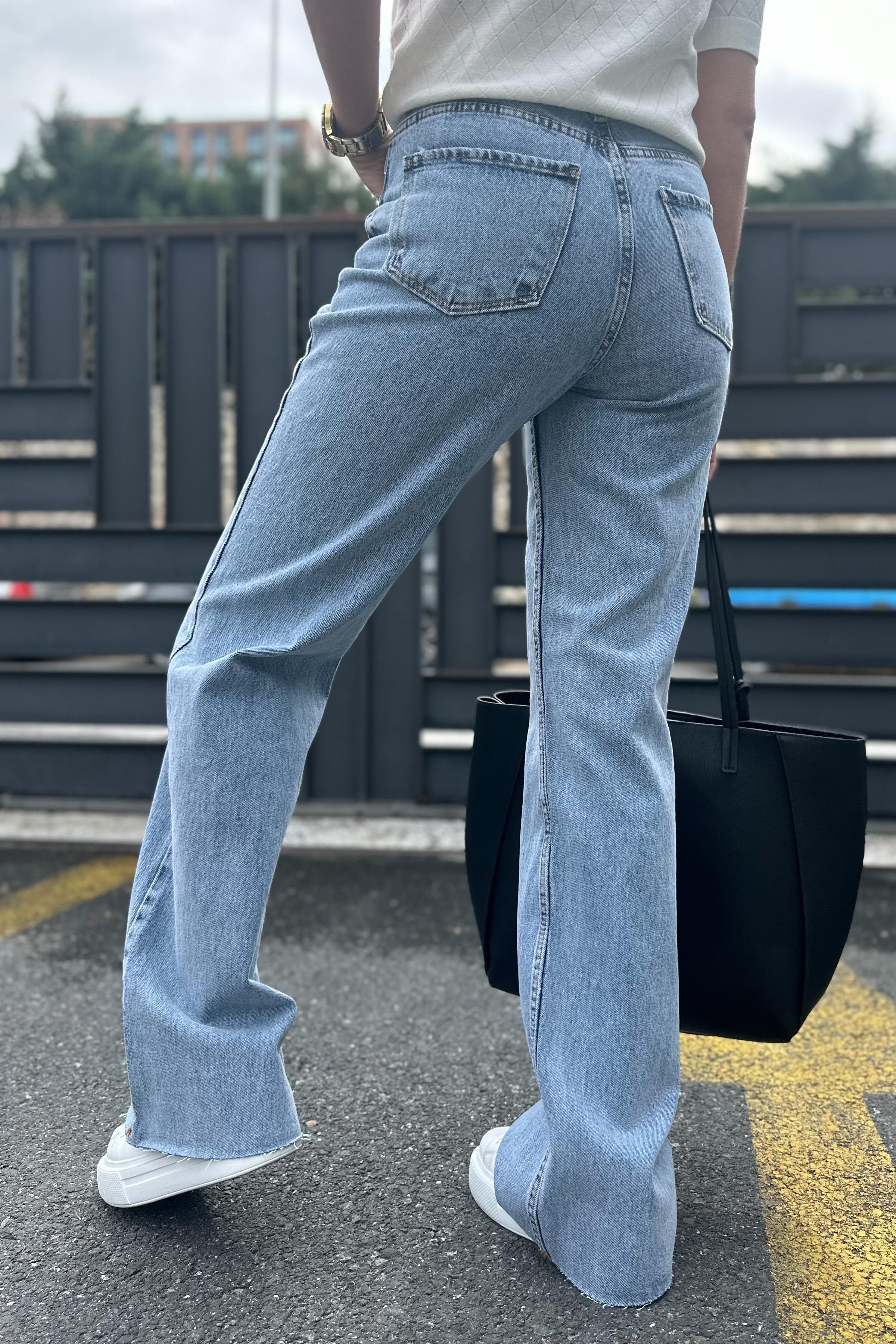 Paçası Kesik Açık Mavi Straight Kesim JeanJEAN