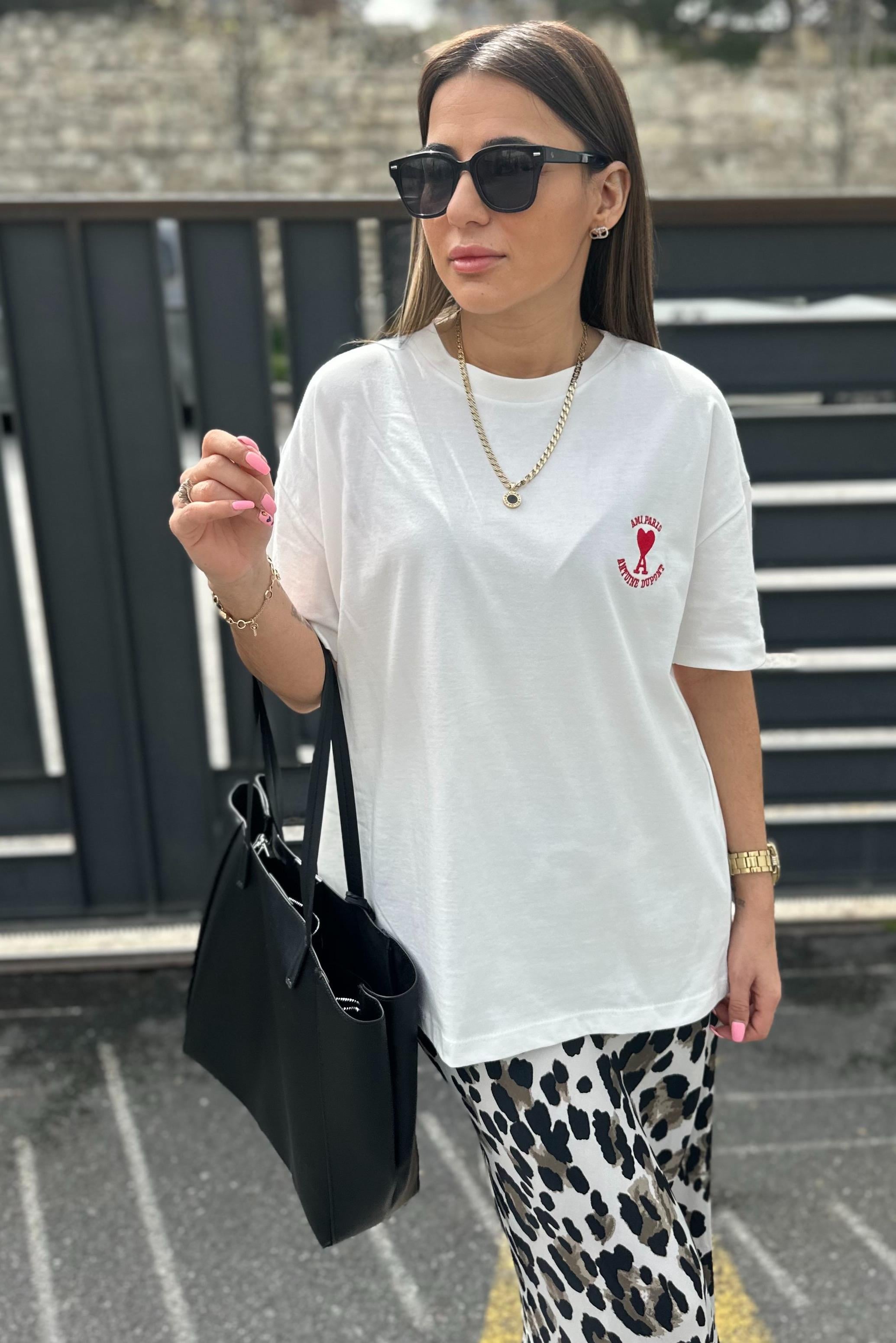 Paris A Kalpli Beyaz TshirtTSHİRT