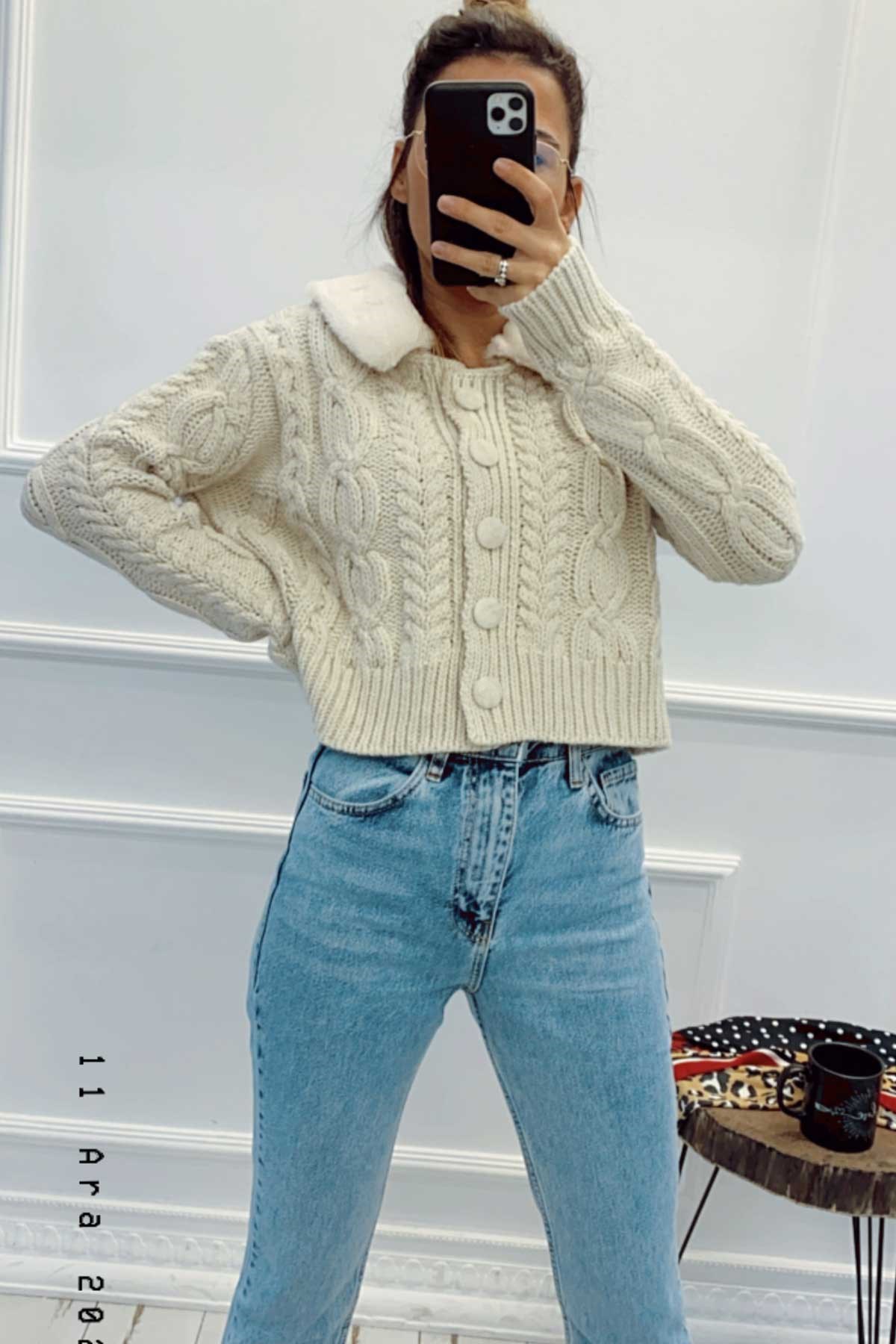 Peluş Detaylı Hırka