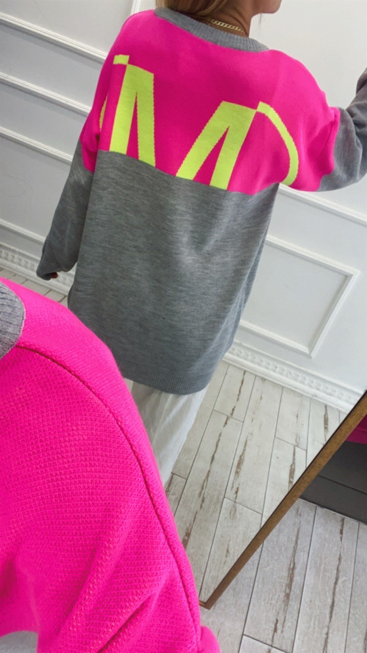 Pembe Gri Garnili M Harfli Oversize Kazak