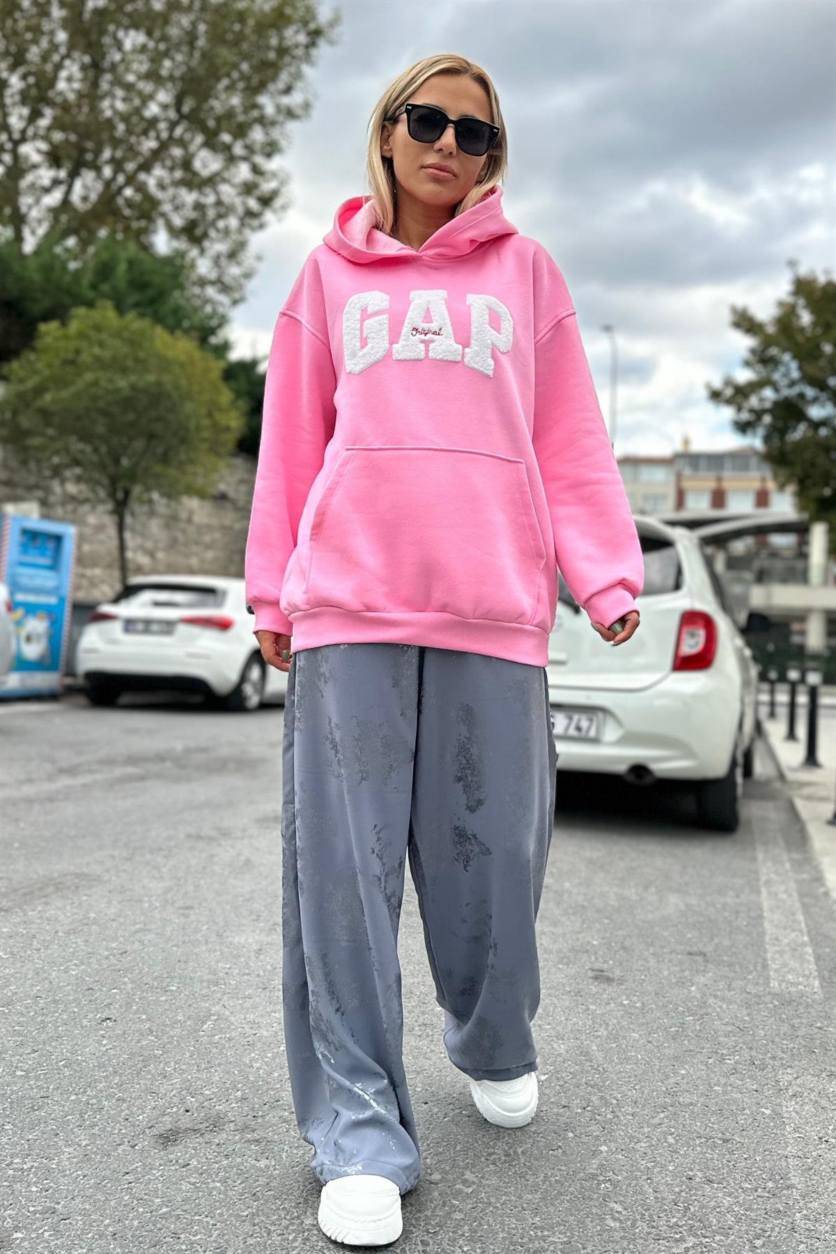Pembe Original Logolu SweatshirtSWEATSHİRT