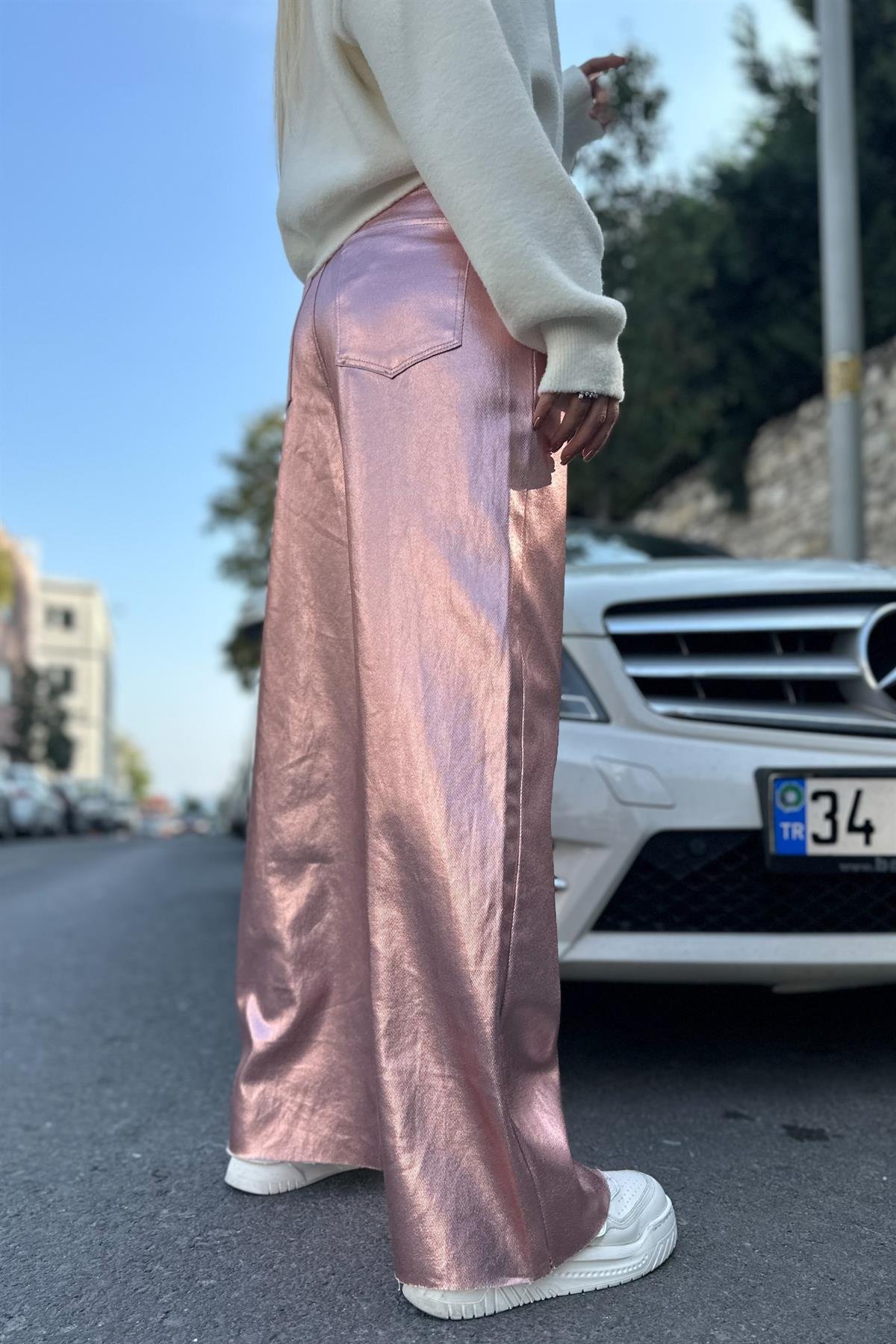 Pembe Varaklı PantolonPANTOLON