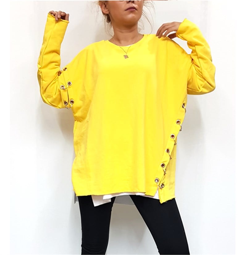 Piercing Detaylı Sweatshirt