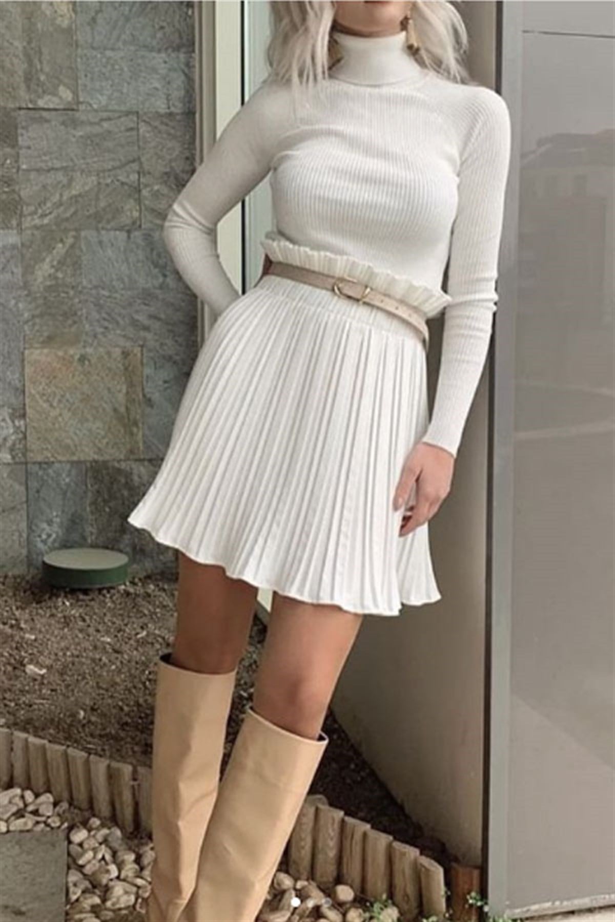 Pliseli Mini Beyaz Etek