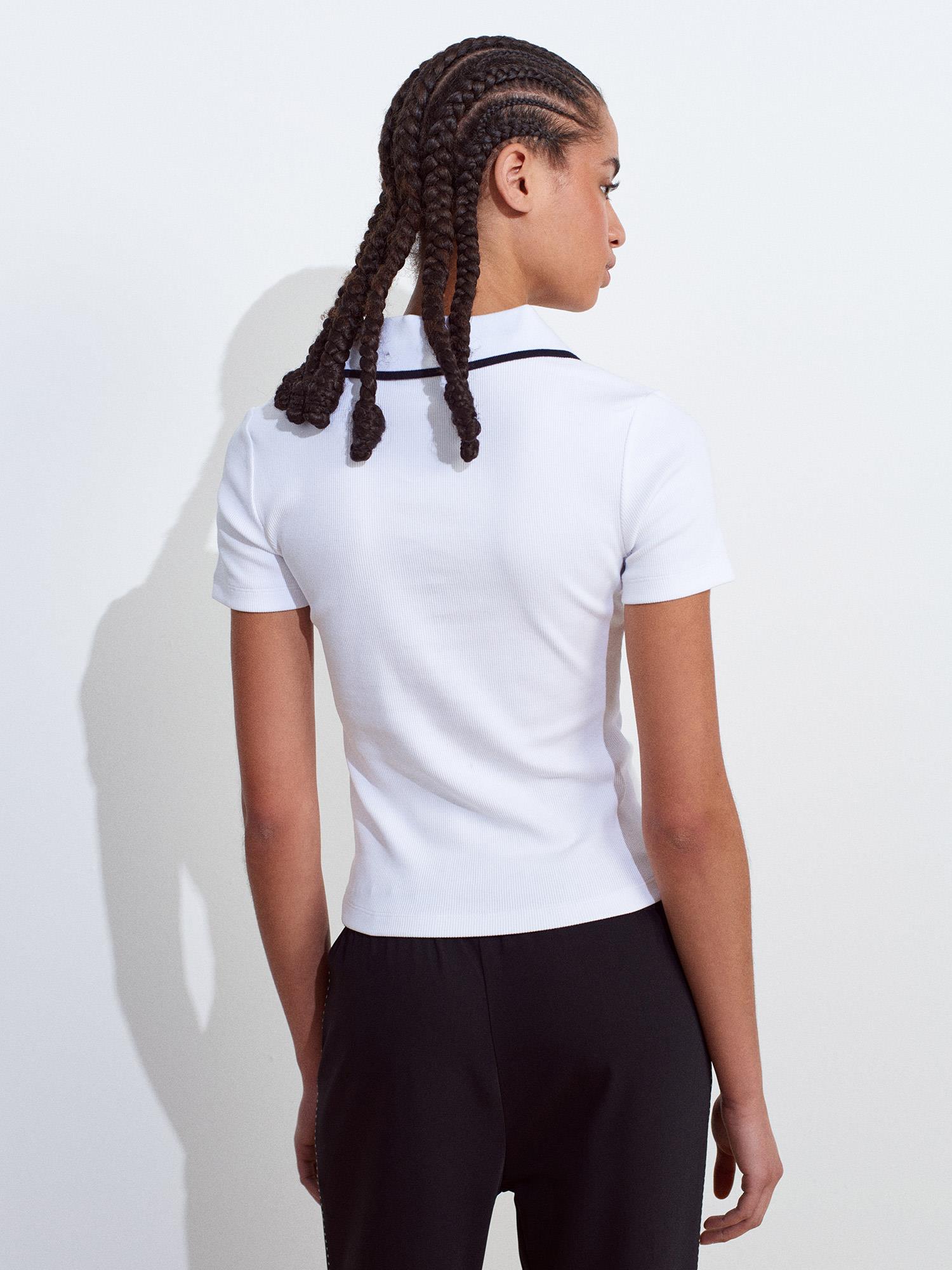 Polo Yaka Beyaz TshirtÇOK SATANLAR