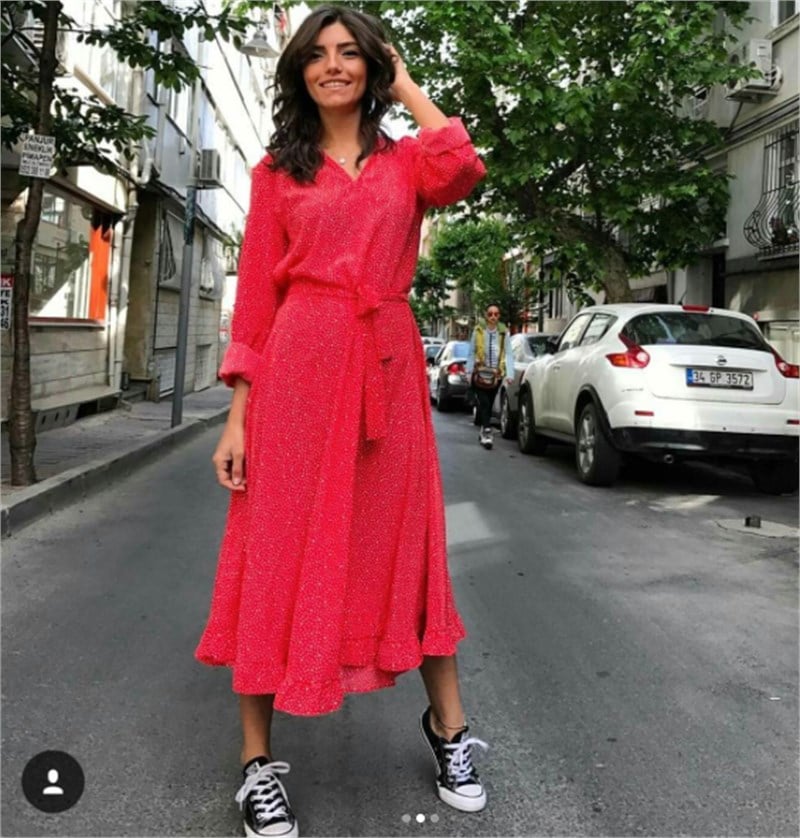 Puantiyeli Kuşaklı Elbise