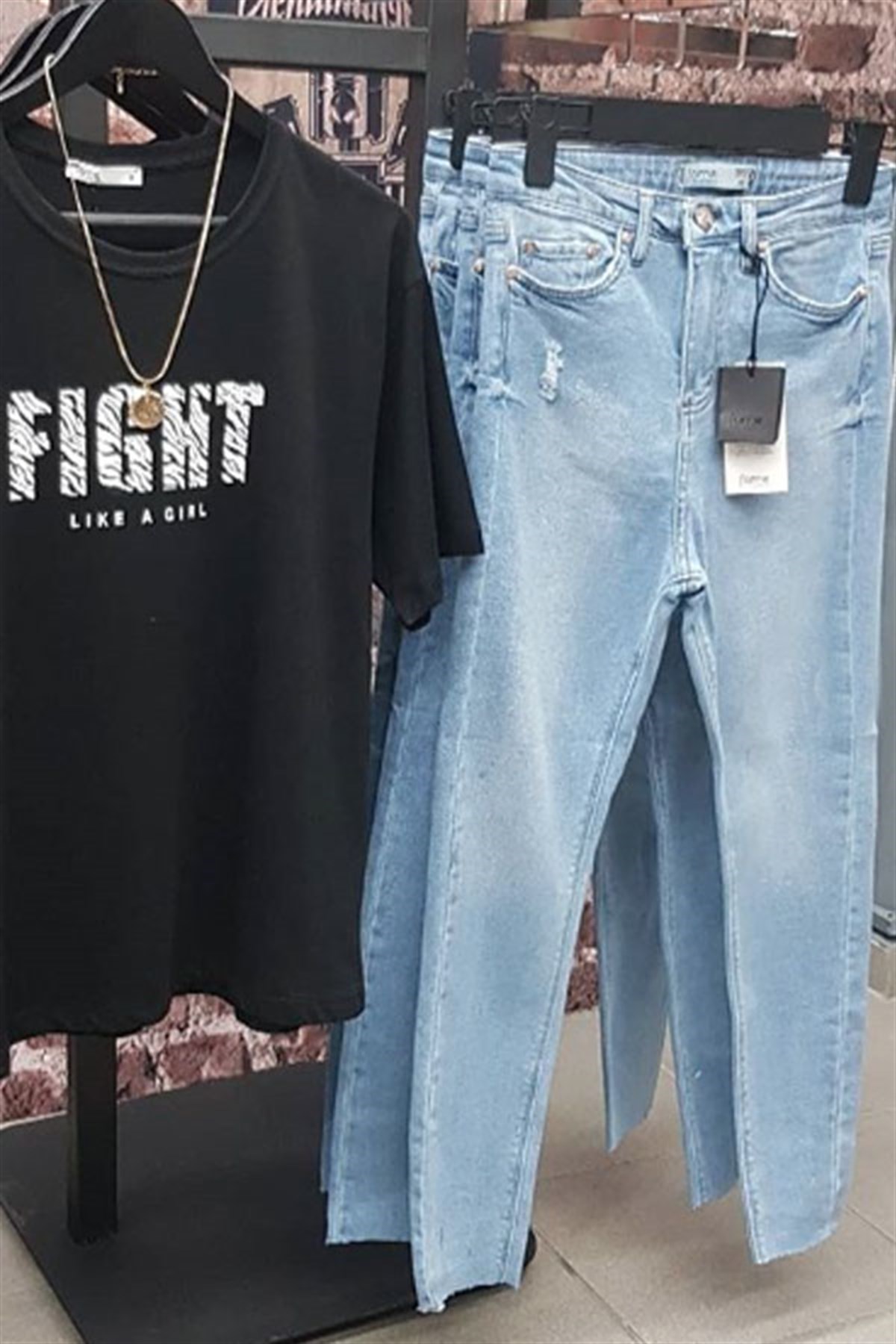 Relax Açık Mavi Eskitmeli Jean
